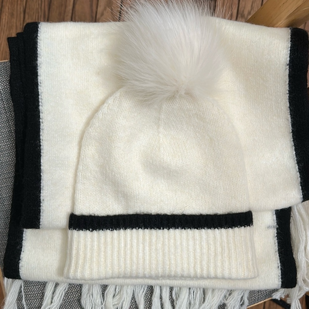 NWOT set of scarf and beanie from Express.